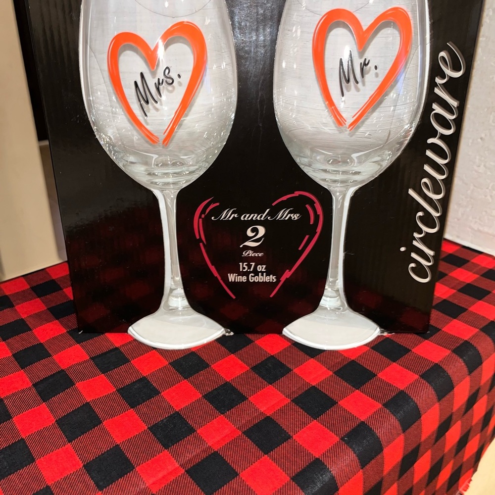 Mr. And Mrs. 15.7 oz Wine Goblets New in Box